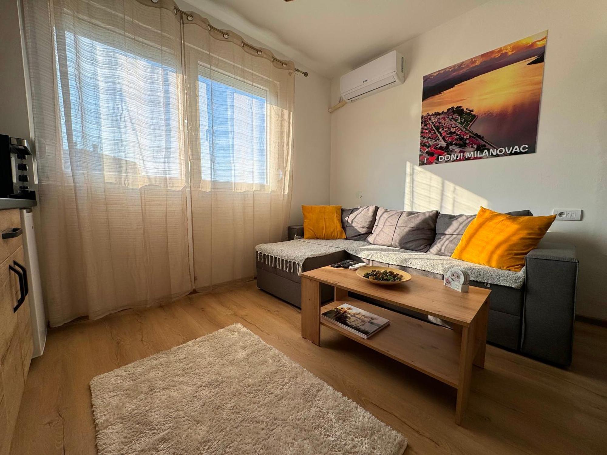 Vuk Apartman Долни Милановац Екстериор снимка