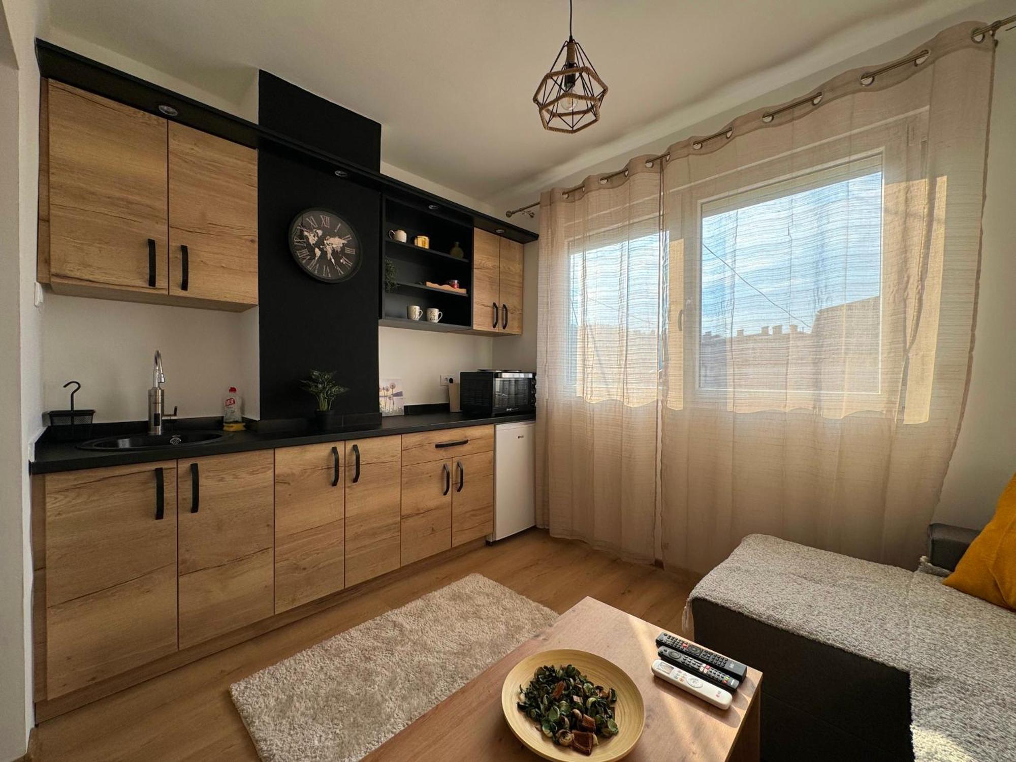 Vuk Apartman Долни Милановац Екстериор снимка