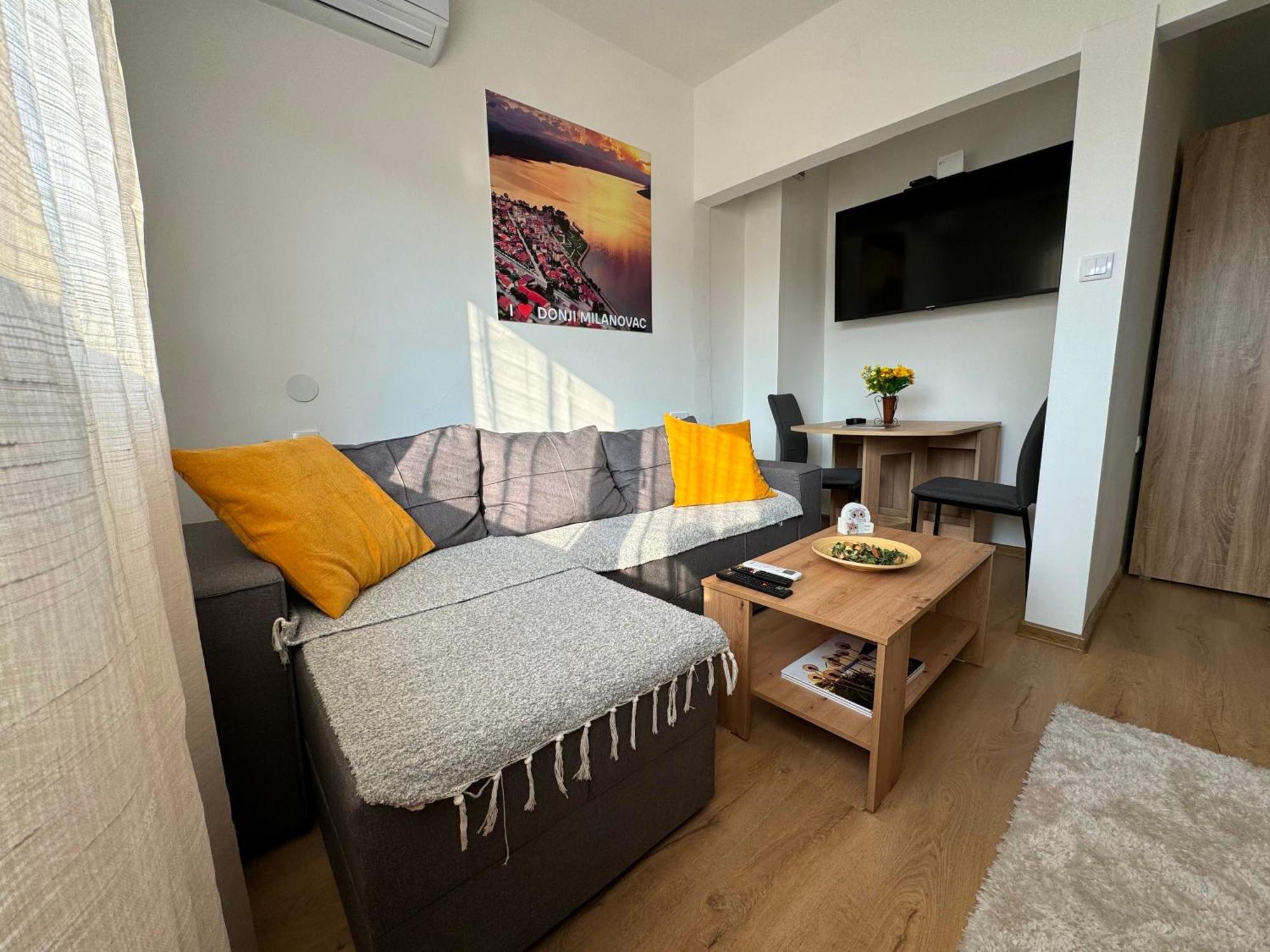 Vuk Apartman Долни Милановац Екстериор снимка